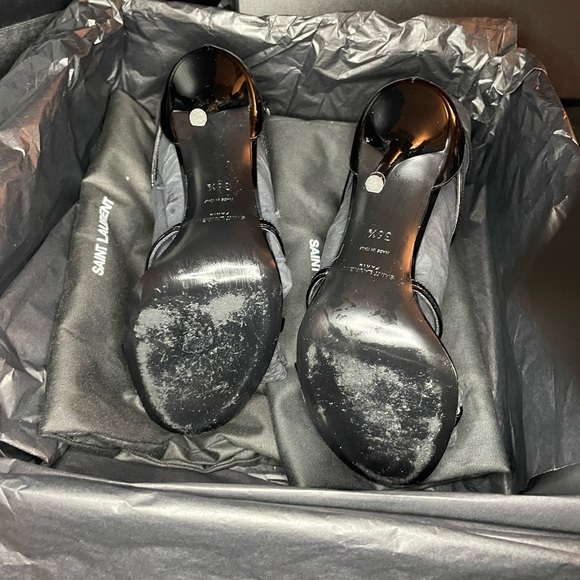 Almost new I only wore them once color black size 36 - Picture 2 of 5